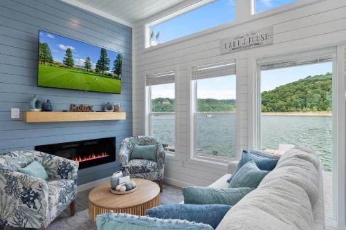 Lake'n Memories - The Ultimate Oasis Getaway