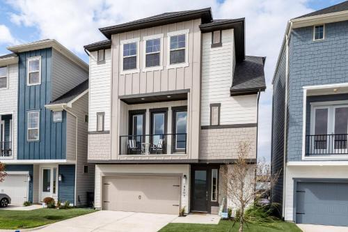 Lakefront - Boating - Private Deck - Marina Views in Rowlett