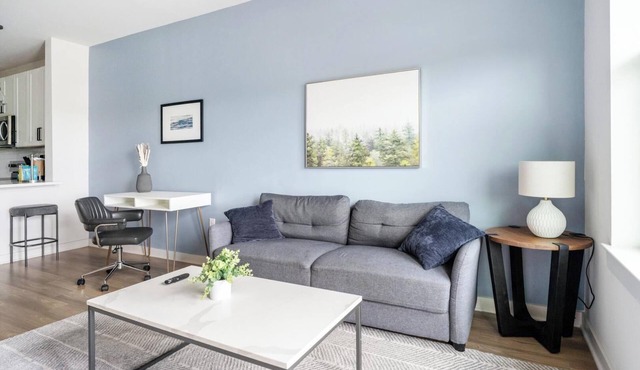 Landing | Amazing 1BD, Gym, Pool