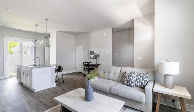 Landing | Amazing 2BD, Gym