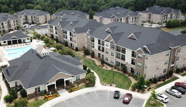 Landing at The Plantation at Pleasant Ridge - 2 Bedrooms in Downtown Greensboro