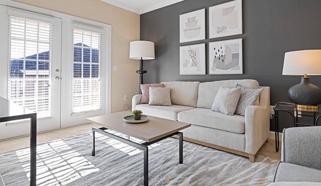 Landing at The Plantation at Pleasant Ridge - 2 Bedrooms in Downtown Greensboro