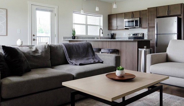 Landing | Chic 2BD, Clubhouse, Gym