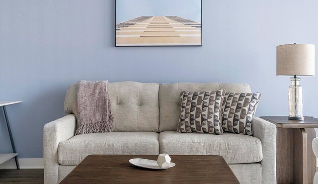 Landing | Chic 2BD, Pool, Gym