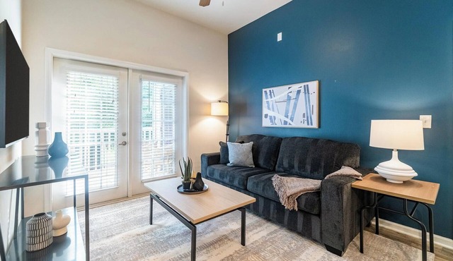 Landing | Modern 2BD, Gym, Clubhouse