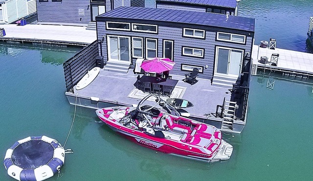 Large On-the-Water Stay w Boat Ramp Access!