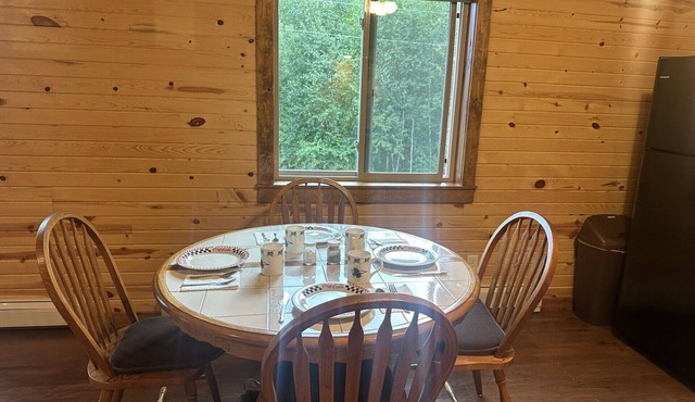 Ledgerock: A cozy peaceful retreat near Lake Vermilion in Tower
