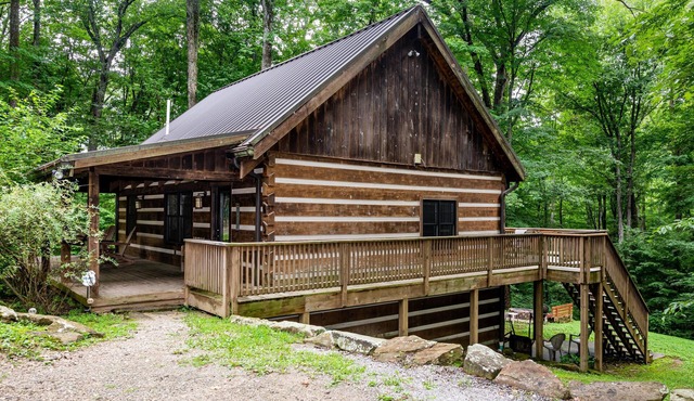 Log Cabin Near State Park | Hot Tub, Game Room & Fire Pit 2BR, 2.5BA