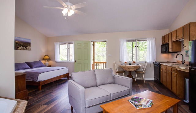 Love Ridge Mountain Lodging