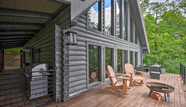 Luxe Jasper Cabin w/Deck + Blue Ridge Mtn Views!