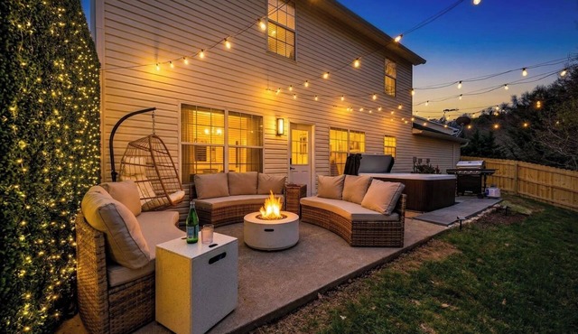 Luxe Nova~5bd Hot Tub Theater Game Room UT