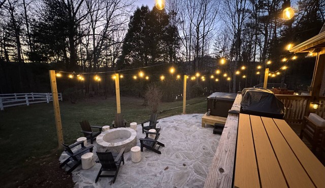Luxury Blue Ridge Views w/Hot Tub, Game Room, Gym & Outdoor Fun — Sleeps 21