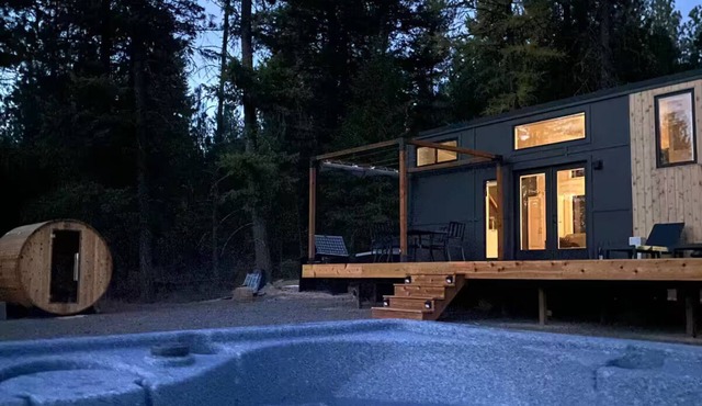 Luxury Tiny Home on 500 State Acres in Springdale