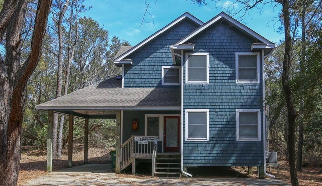 Maritime Lure - 4 BR Oceanside home on wooded lot in Southern Shores