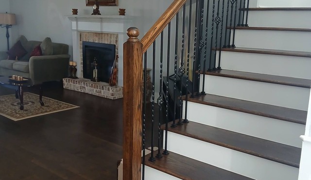 Master's Week - Elegant 4-bedroom house in Evans with luxurious living spaces!