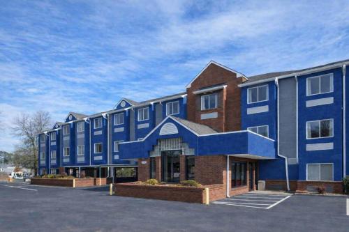 Microtel Inn by Wyndham Lake Norman
