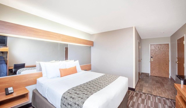Microtel Inn & Suites by Wyndham Springfield in Springfield