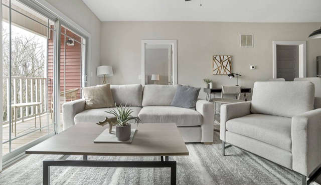 Modern Apartment in Prime Location (ID1245X669)