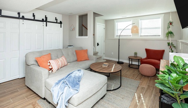 Modern Boho Townhome w/Hidden Reading Nook Near Downtown Des Moines! in Des Moines