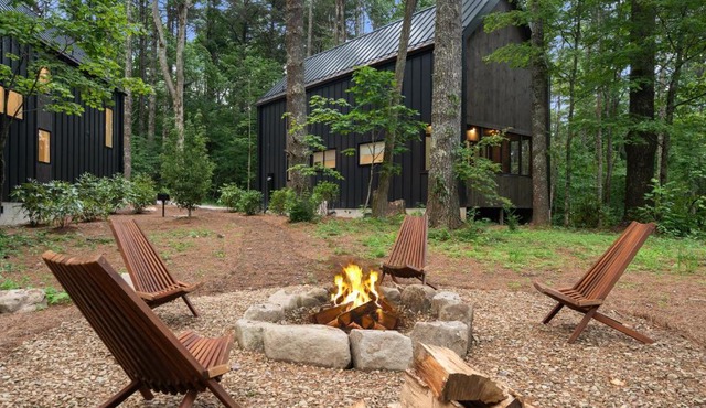 Modern cabin #2 Close to town