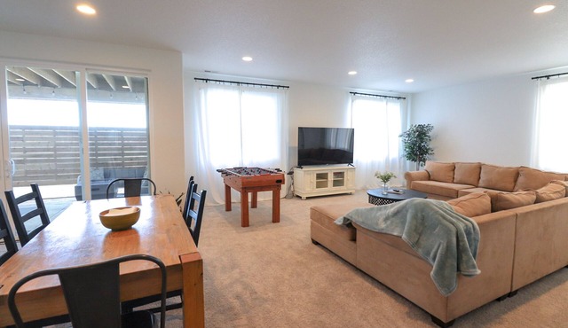 Modern farm 2b 2b Walkout Basement Apartment - Falcon , CO in Peyton