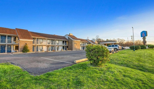Motel 6-Hillsville, VA