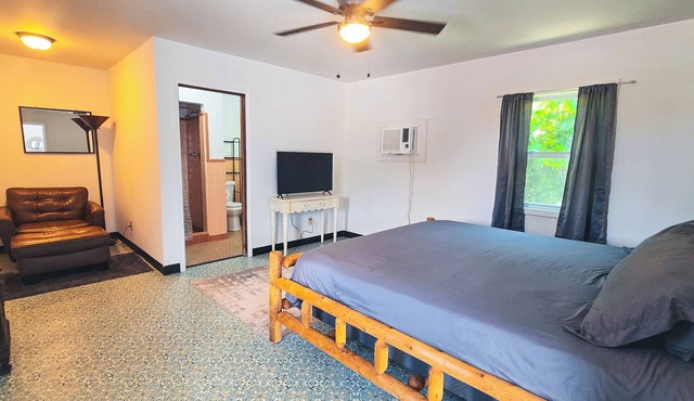 Motel Room 4 with Bar & Grill and Laundromat