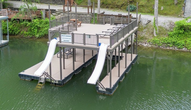 Norris Lakefront, Aug dates Avail, private 2 story dock w/2 slides