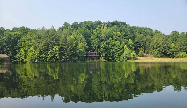 Oak Cabin: Lakefront & Pet Friendly, 2bed/1bath