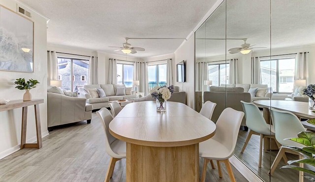 Oceanfront Balcony Views, Pool, STEPS to Beach, Restaurants, Shops