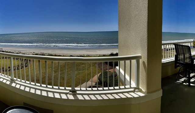Oceanfront (Grande Villas) 4 bedroom 4 bath Luxury 60 + ft of balcony