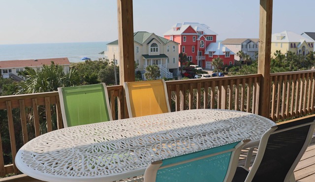 Oceanview Beach Home – 3BR + Loft, Sleeps 10
