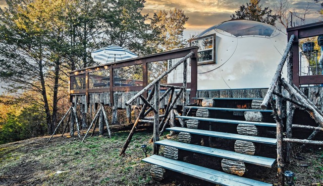 Off-Grid Stargazing Dome · No WiFi, No Neighbors