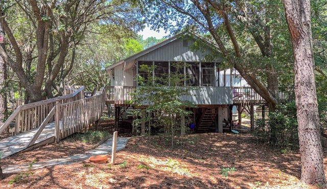 Otter Banks - 3 BR Ranch-style Home w/Entry Ramp and Dogs Allowed
