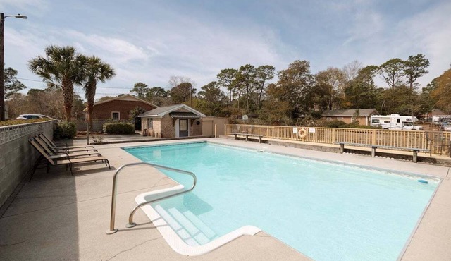 Palmetto Point - Game Room + Pool