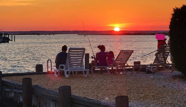 Panoramic Water Views! Chadwick Beach Island! Weekly Summer Rental. New Deck! in Lavallette