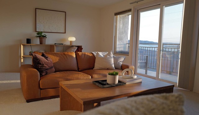 Peaceful 2-bedroom apartment in Everett perfect for your stay in Everett