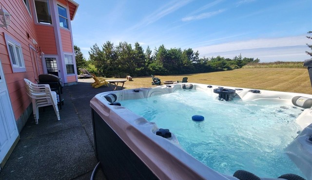 Peaceful Copalis Beach Haven- Game Room in Copalis Beach