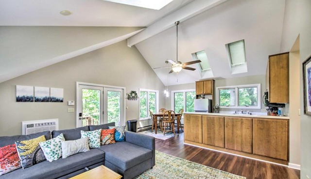 Peaceful Nashville Hideaway Near State Parks!