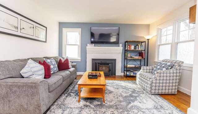 Pet Friendly Hideaway for 4 Close to Annapolis