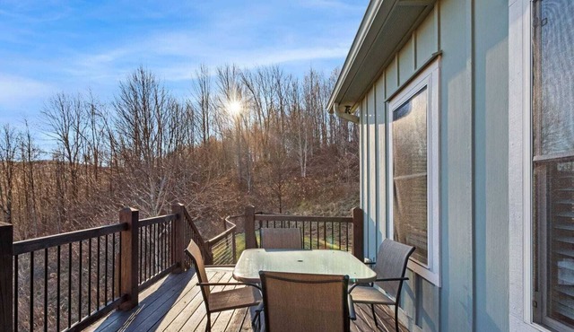 Pet-Friendly Retreat with Modern Amenities