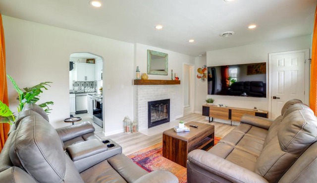 Pet Friendly w/Yard! Modern La Porte Home By Dtwn