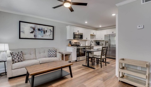 Pines at 5 Corporate Furnished Rentals Suite 129