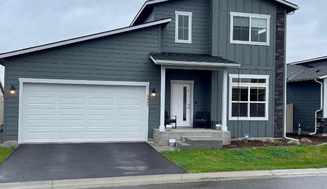 Post Falls Hideaway New 4 Bedroom Home Short Term in Post Falls