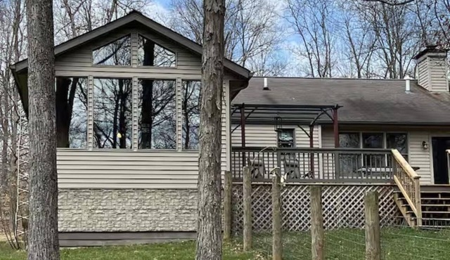 Private 130-Acre Retreat | Trails, Wildlife & Family Space w/Hot Tub