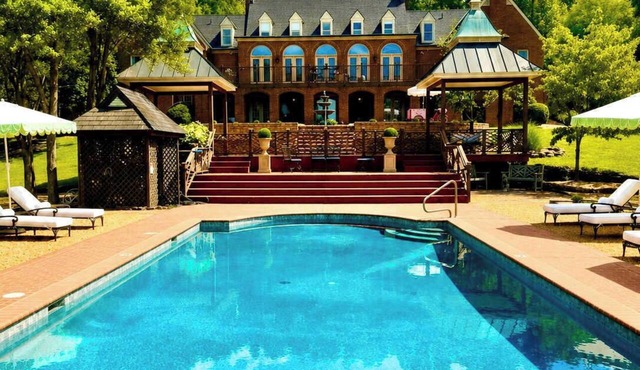 Private 16-Acre Lakefront Manor | Pool | Sleeps 12