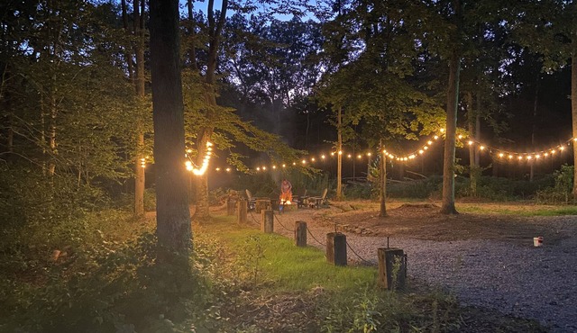 Private 7AC Retreat, Hot Tub, Stocked Pond, Firepit, Trails, Disc Golf, Sleeps 6