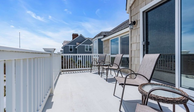 Private Beachfront Home in Mantoloking NJ w/Lifeguard- 5 bedroom in Mantoloking