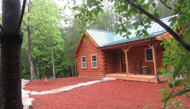 Private log cabin on 3.5 acres