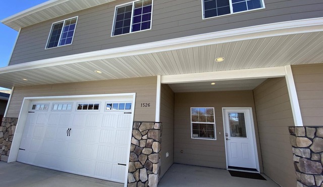 Quiet, comfortable, and central Cody location! Sleeps up to 5. in Cody